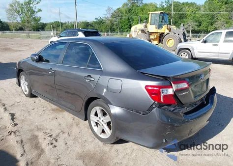 2012 Toyota Camry Se z USA, uszkodzony, nr VIN 4T1BF1FK3CU187541